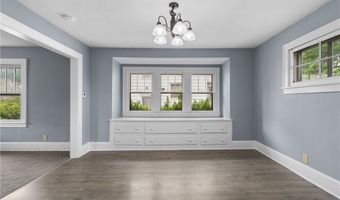1012 Brown St, Akron, OH 44301