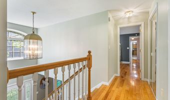 352 Log Cabin Rd, Arundel, ME 04046