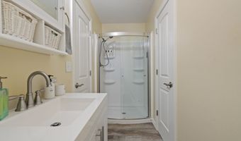 259 S PACIFIC St, Rockaway Beach, OR 97136