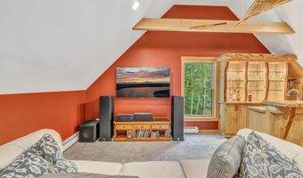 37 Parkhill Point Rd, Belgrade, ME 04917