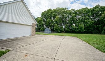 2133 Heather Rd, Anderson, IN 46012