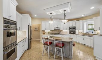 701 NE Georgetown Ct, Ankeny, IA 50021