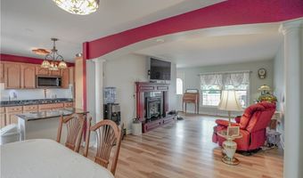 2077 Daniels Ave, Akron, OH 44312