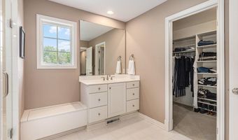 10310 E Rivershore Dr SE, Alto, MI 49302