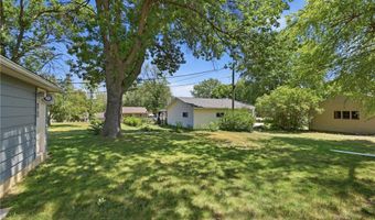 1204 Columbus Ave, Albert Lea, MN 56007