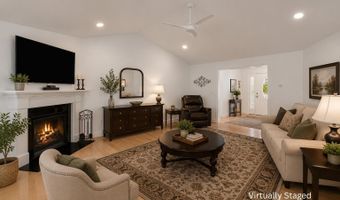 25 Ridgeview Dr, Candia, NH 03034