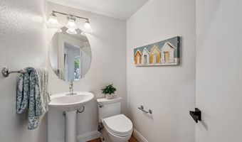 12 Britt Ct, Alameda, CA 94502