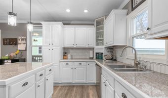 827 W SPENCER St, Appleton, WI 54914