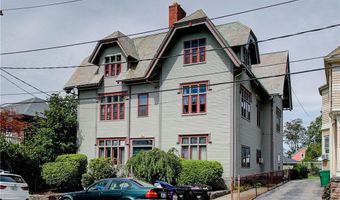 28 Narragansett Ave 1, Newport, RI 02840