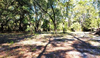 182 Smith Rd, Apalachicola, FL 32320