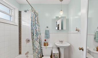 426 N 14th Ave, Beech Grove, IN 46107