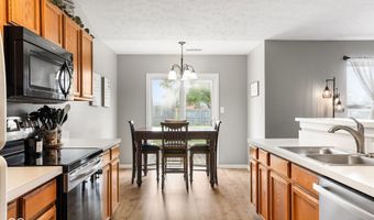 6102 Boulder Dr, Anderson, IN 46013