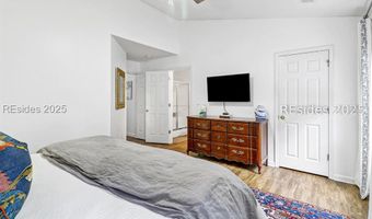 28 Lakeside Dr, Bluffton, SC 29910