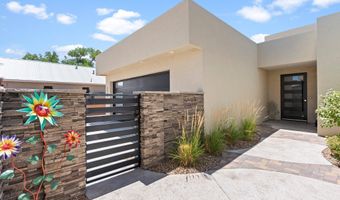3204 Maxum Ln NW, Albuquerque, NM 87104