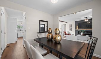 378 Palermo Dr, Ballwin, MO 63021