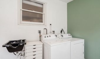 519 Bay Blvd, Bayville, NJ 08721
