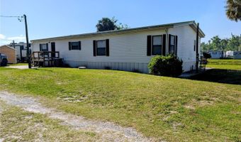 25836 MANHATTAN Ln, Astor, FL 32102