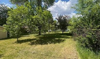 1033 Elm St, Bottineau, ND 58318