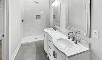 56 GOOD St, Bay St. Louis, MS 39520