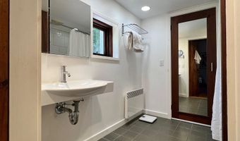 437 Avery Hill Rd, Alton, NH 03810