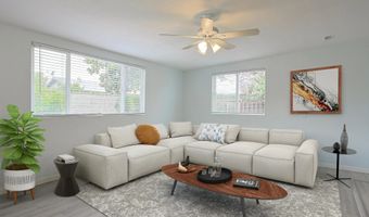 819 Daisy St, Escondido, CA 92027