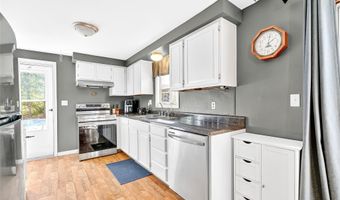 10 Flood Dr, Amenia, NY 12501