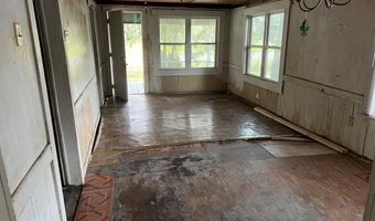 237 12th St, Apalachicola, FL 32320