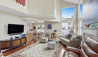 3851 Lincoln Ellsworth Ct #43B, Anchorage, AK 99517