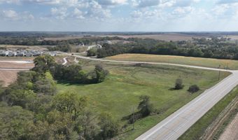 2701 Southbridge Dr, Adel, IA 50003