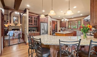 4561 Thornbury Close Way, Flowery Branch, GA 30542