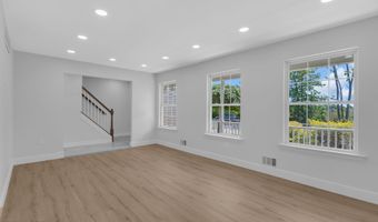 39 Old Main Shore Rd, Barnegat, NJ 08005