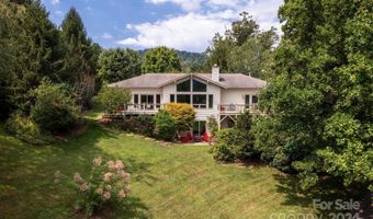 32 Scenic Valley Dr, Barnardsville, NC 28709