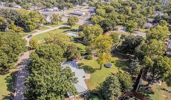 111 Moyne Dr, Abilene, KS 67410