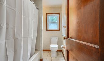 7114 GREENWOOD Ave, Baltimore, MD 21206