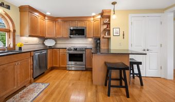 301 Wiese Rd, Cheshire, CT 06410