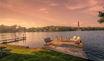 585 Reservoir Rd, Burrillville, RI 02859