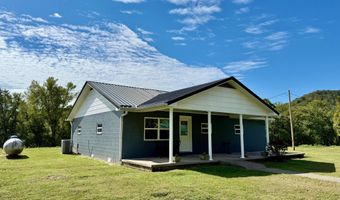 233 River Rd, Beattyville, KY 41311
