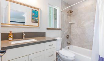 75-676 HUAAI St, Kailua Kona, HI 96740
