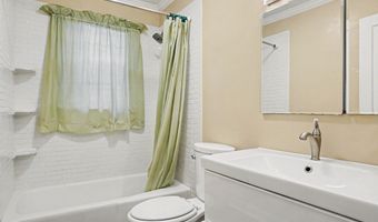 555 Lakeside Dr, Bridgeport, CT 06606
