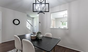 7910 PEYTON FOREST Trl, Annandale, VA 22003