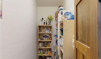 15606 NAPA Ln, Brookings, OR 97415