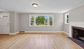 27 Lathrop Dr, Coventry, CT 06238