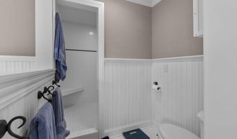 140 RIVER Dr, Appleton, WI 54915