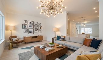 378 Atlantic Ave, Staten Island, NY 10305