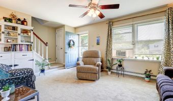 222 MILLER Rd, Akron, PA 17501