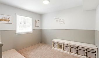 64 Woodland Rd, Bayville, NJ 08721