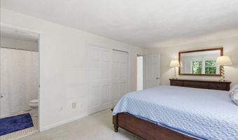 27 Kennel Hill Dr, Beverly, MA 01915