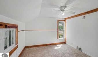 221 W Center St, Alma, MI 48801