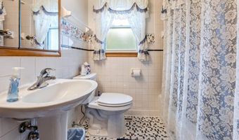1402 6th St NW, Austin, MN 55912