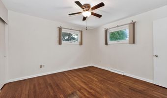 87 Buckingham Dr, Albany, NY 12208